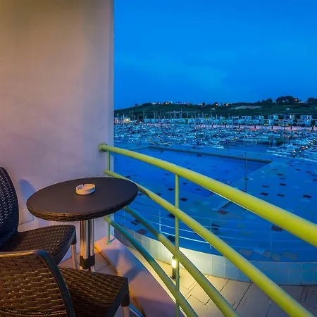 Marina View Apartment Albufeira Exterior photo